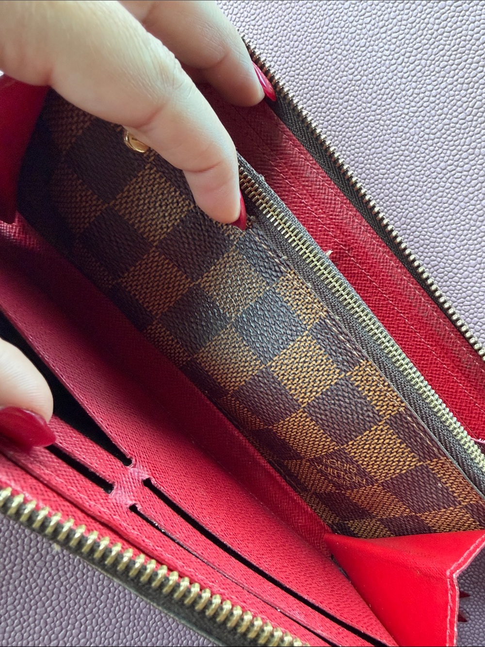 Louis Vuitton Damier Zip Wallet in Brown and Dark Brown - Picture 7 of 9